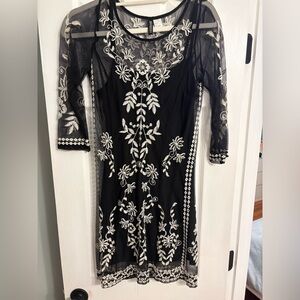 H&M DIVIDED Black Dress with White Floral Embroidery | Size 6